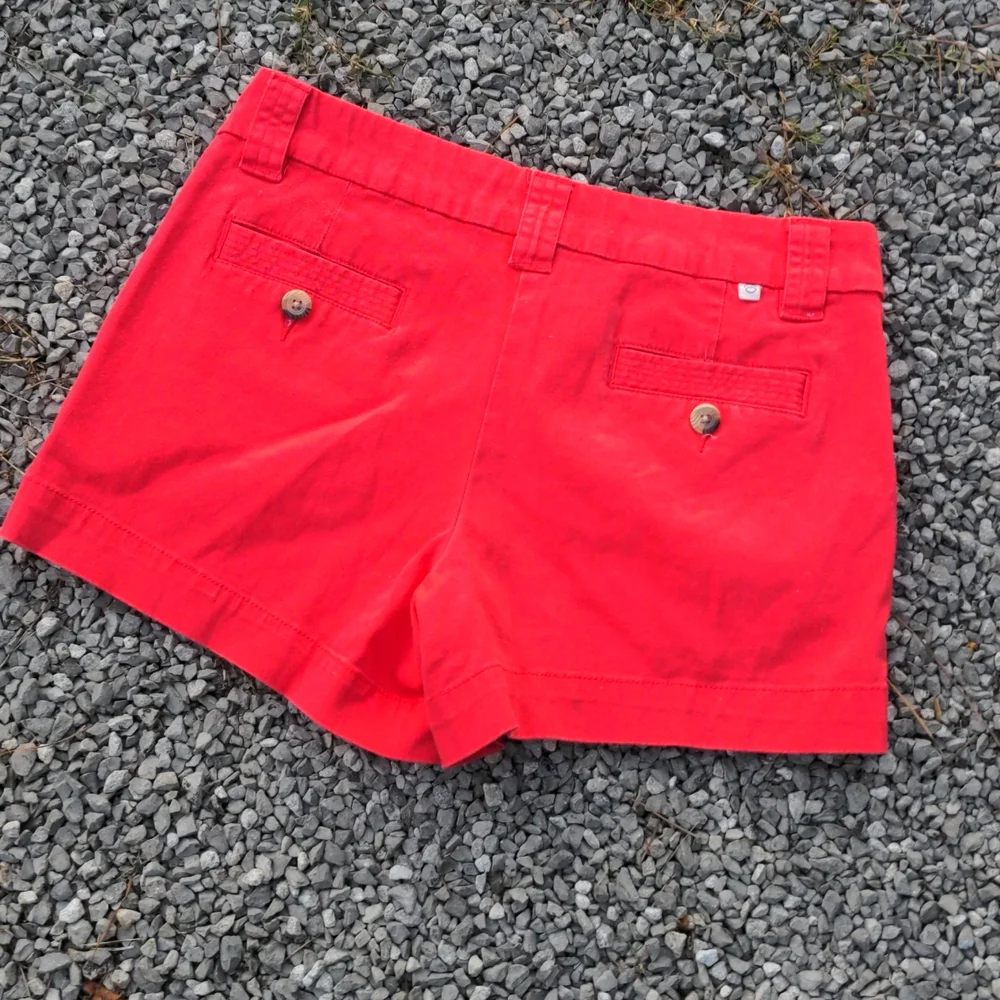 Magellan Outdoors Poppy Red Cotton/Spandex Chino Shorts w/ Tortoise Shell Button - Picture 6 of 12